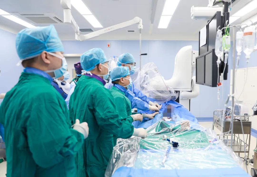 心臟病醫院心臟內科完成首例經導管主動脈瓣置換術（TAVR）