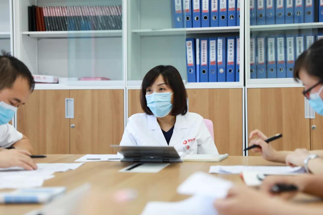 陽光網—薛妍：醫生要有溫度、有尺度、有深度