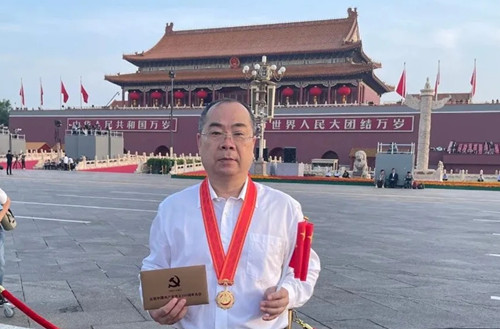 “抗疫先進”吳昌歸教授進京參會：總書記的話激勵我繼續在臨床一線為黨工作