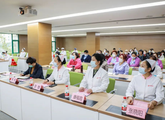 西安國際醫學中心醫院第一期醫療護理員培訓開班
