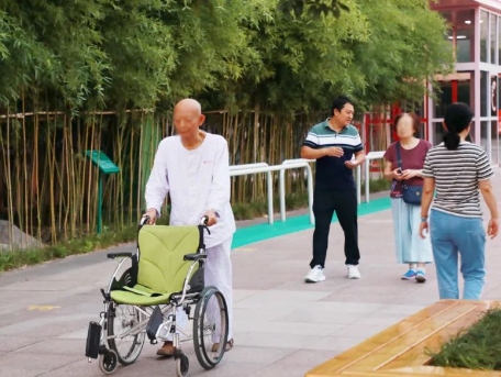 住院期間也能給健康加分？每周一、三、五動起來，為健康打卡！