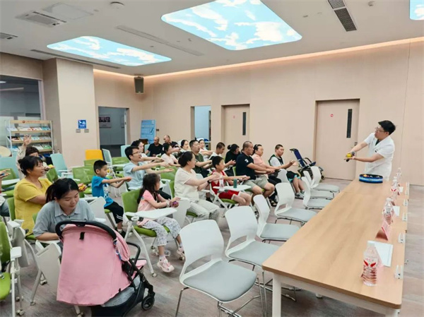 愛在音符中流淌，希望在指尖處傳遞——直擊腦癱多學(xué)科義診現(xiàn)場